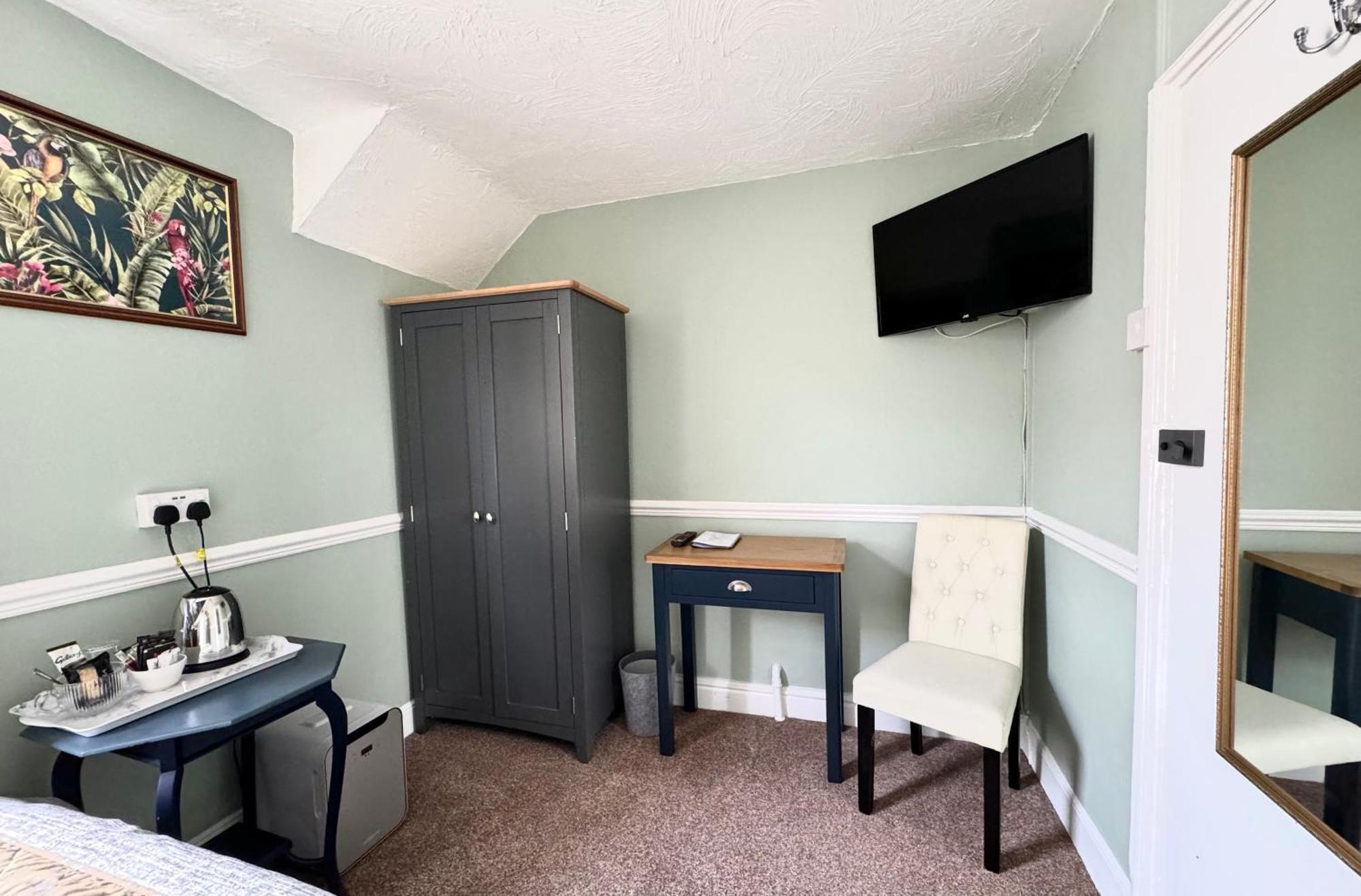 The Angove - Adults Only Hotel Weymouth Ruang foto